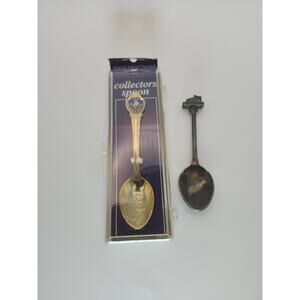Lot of 2 Texas Souvenir Spoons Dallas Skyline & Centennial Gold Tone Silverplate